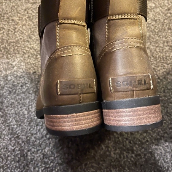 Sorel Boots - Picture 4 of 4